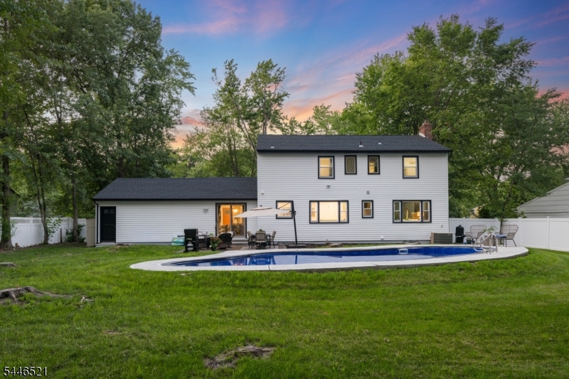 17 New England Dr Property Photo 46