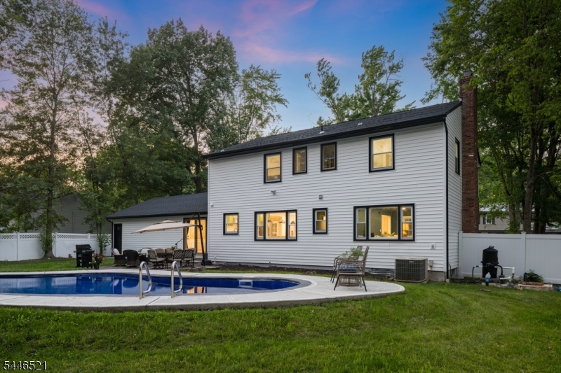 17 New England Dr Property Photo 47
