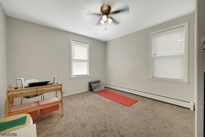 58 Floyd Ave Property Photo 28