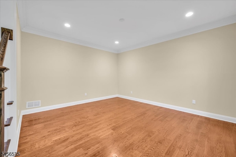 657 Foothill Rd Property Photo 5