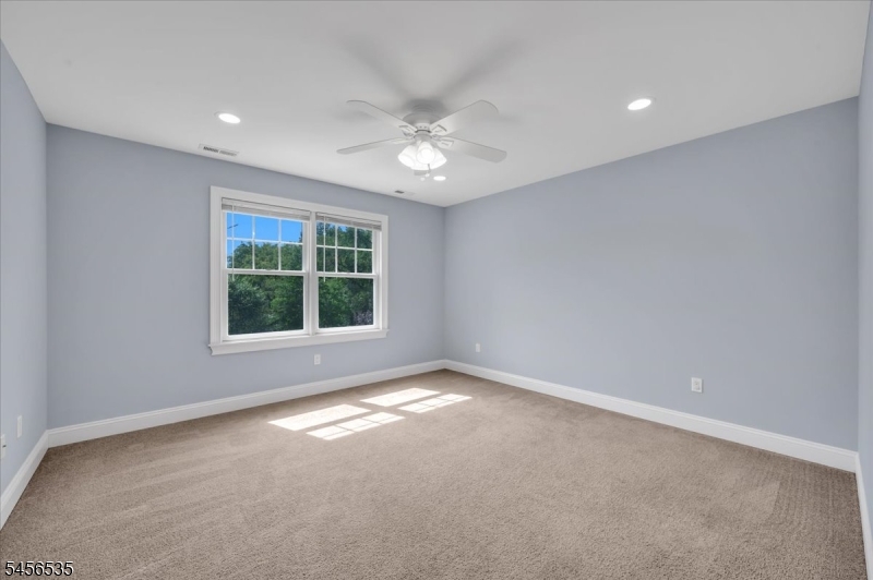 657 Foothill Rd Property Photo 30