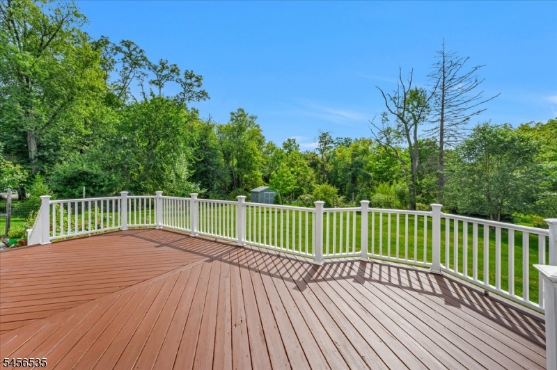 657 Foothill Rd Property Photo 39