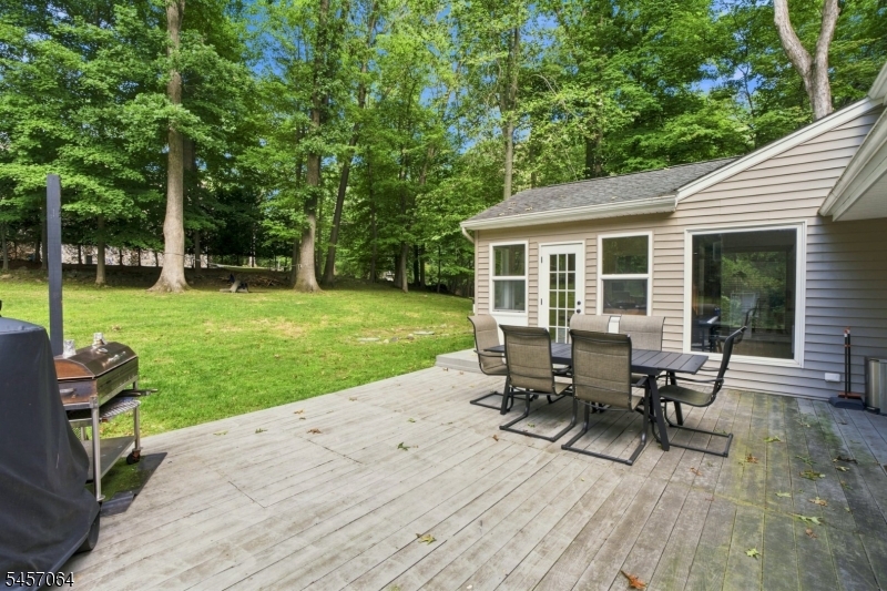 7 Sleepy Hollow Rd Property Photo 38