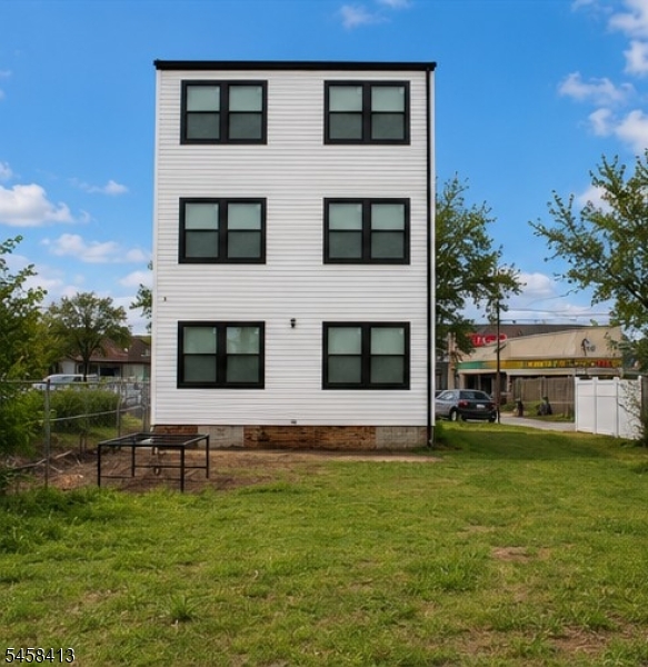 10 Bruen Ave Property Photo 1