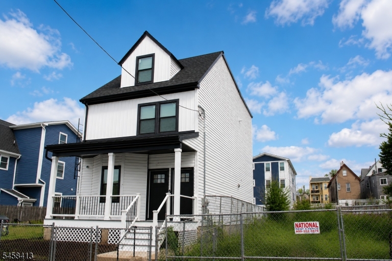 10 Bruen Ave Property Photo 2