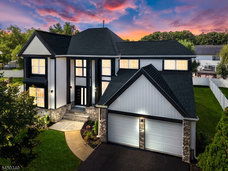 7 Hauser Ln