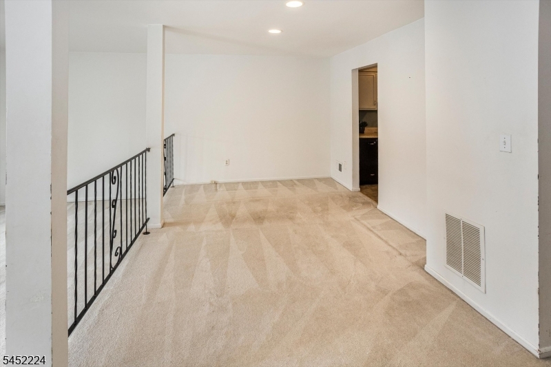 157 Cynthia Dr Property Photo 10