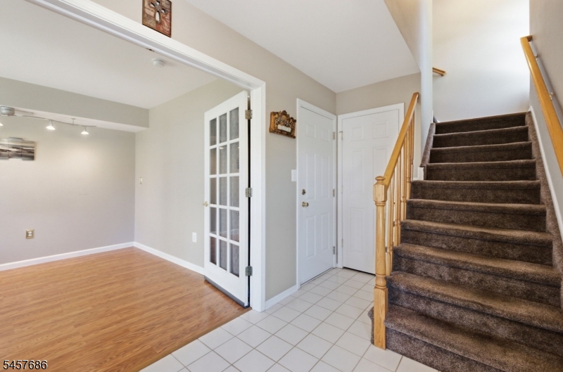 401 Tulsa Ct Property Photo 6