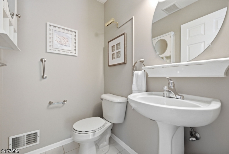 401 Tulsa Ct Property Photo 10