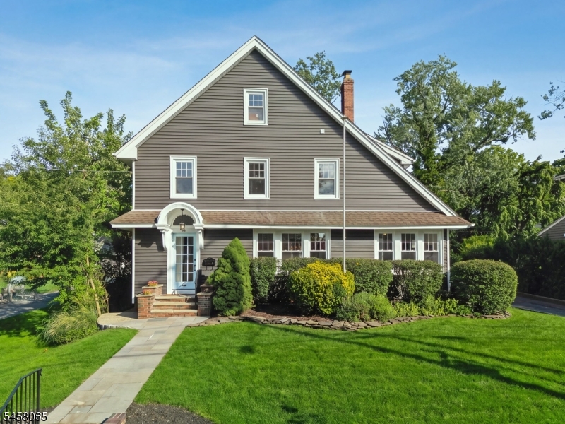 28 Oberlin St