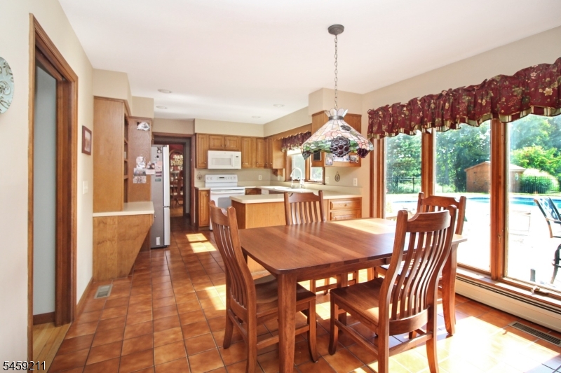 7 Cherokee Trl Property Photo 9