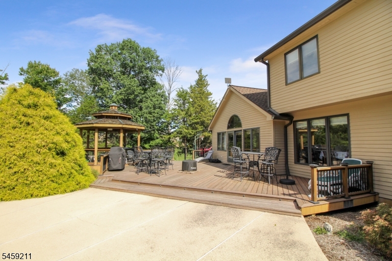 7 Cherokee Trl Property Photo 21