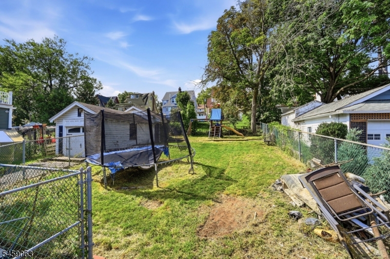 7 Harvard Ter Property Photo 7