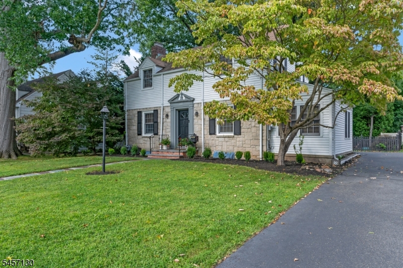 68 Meadowbrook Rd Property Photo 2