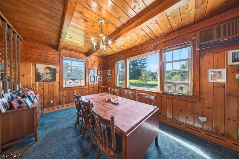 5 Lydecker Pl Property Photo 6