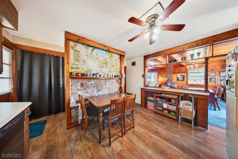 5 Lydecker Pl Property Photo 8