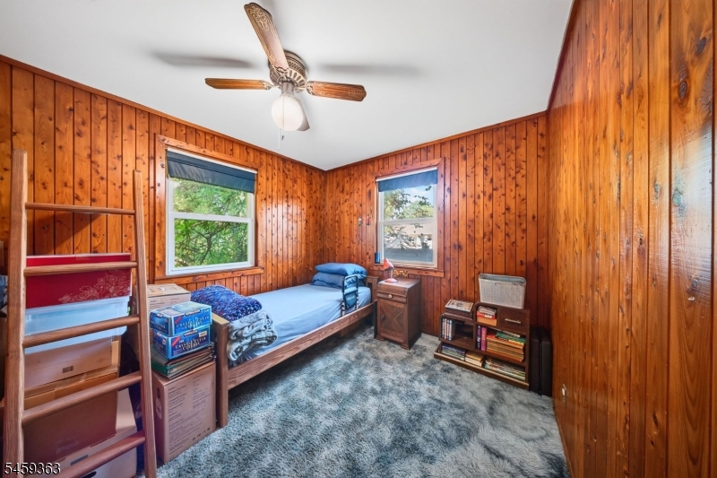 5 Lydecker Pl Property Photo 13