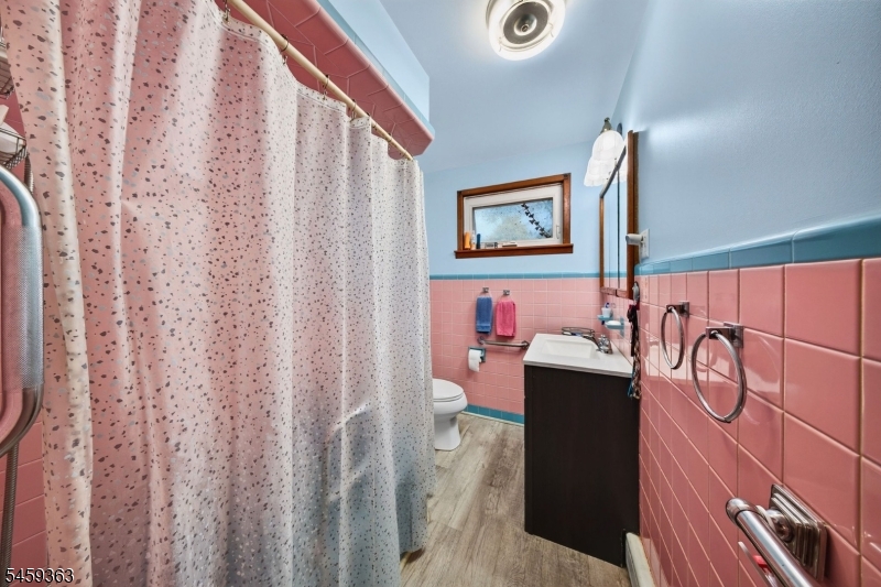 5 Lydecker Pl Property Photo 15