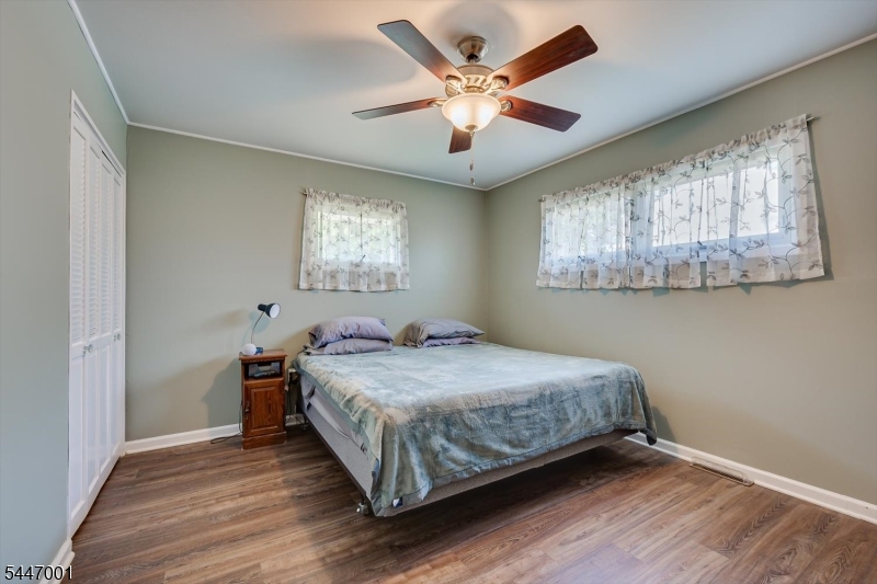 37 Kate Ter Property Photo 10