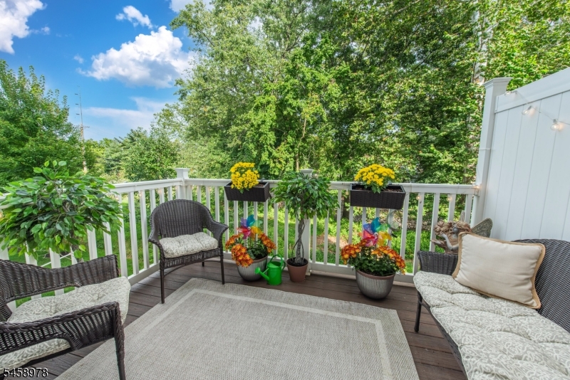 106 Autumn Ct Property Photo 17