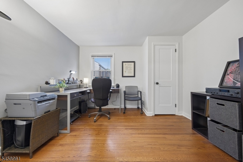 373 Saint Cloud Ave Property Photo 19
