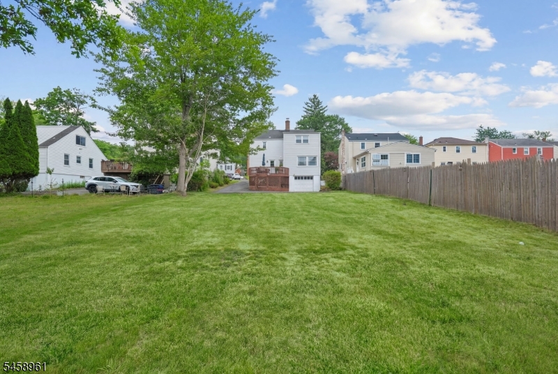 373 Saint Cloud Ave Property Photo 26