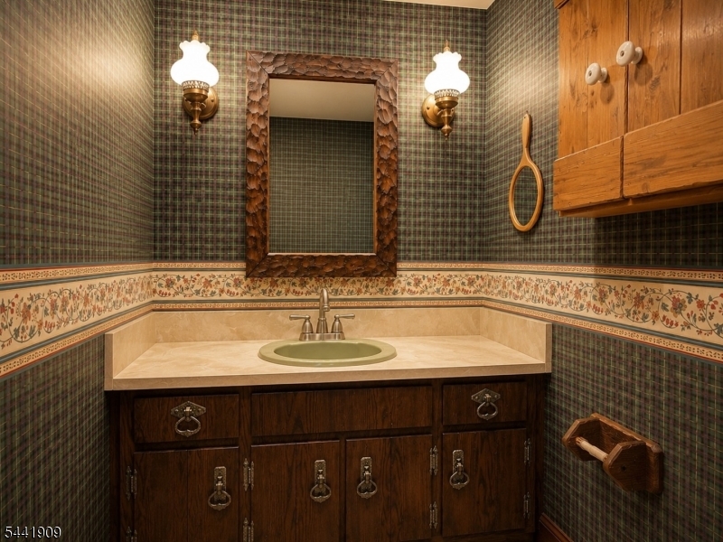 821 Miller Ln Property Photo 15