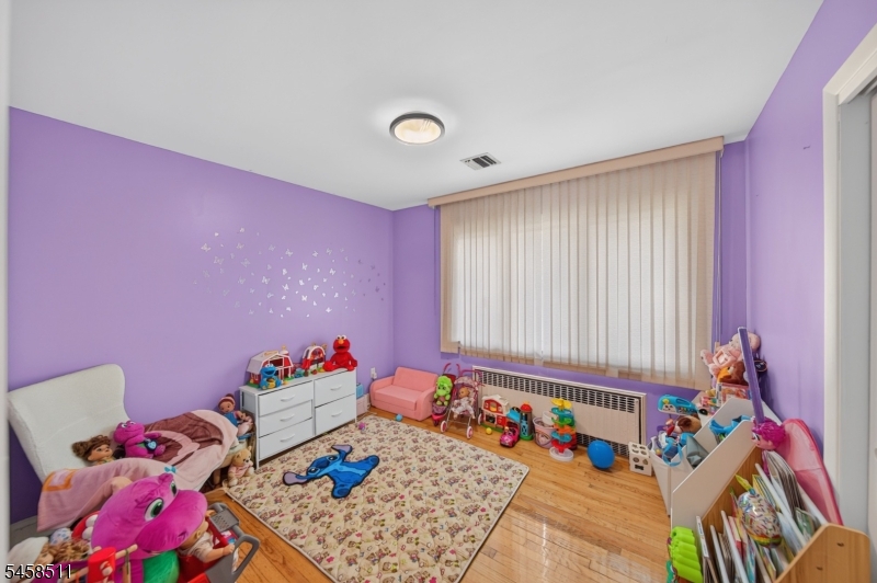 47 Albert Ave Property Photo 9