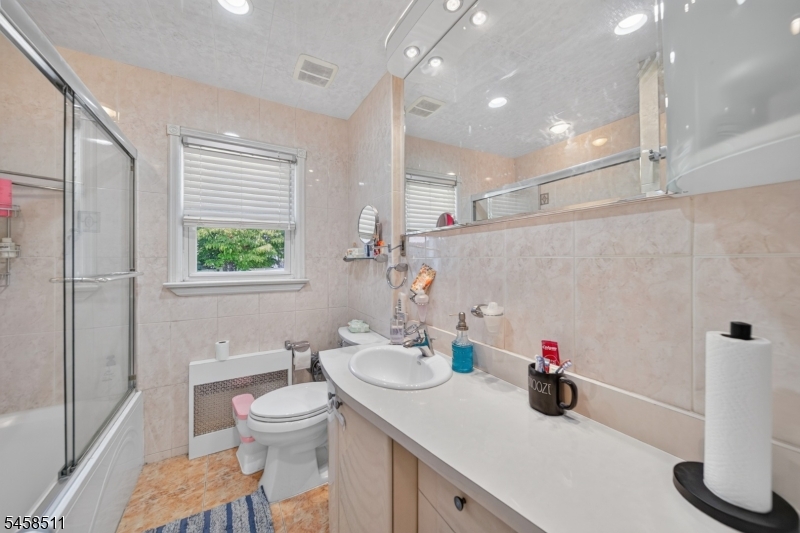 47 Albert Ave Property Photo 15