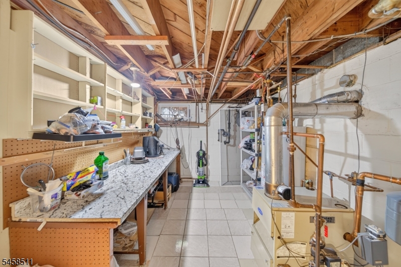 47 Albert Ave Property Photo 24