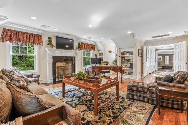 1 Woodside Drive Property Photo 16