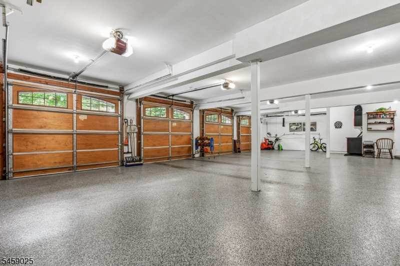 1 Woodside Drive Property Photo 31