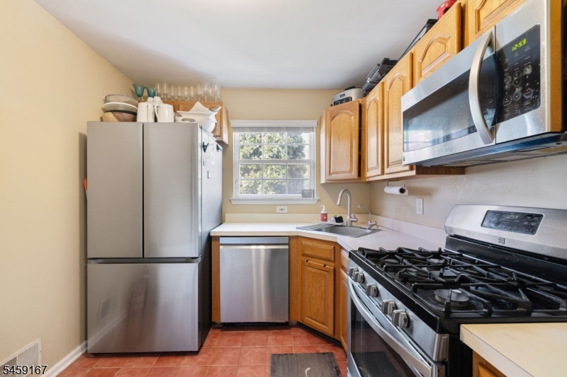 1293 Paddington Rd Property Photo 8