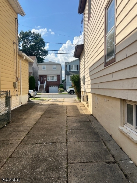 106 Morgan Pl Property Photo 4