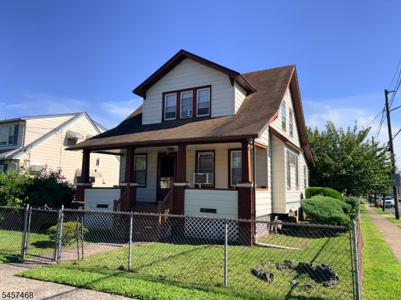 56 Norwood St Property Photo 2
