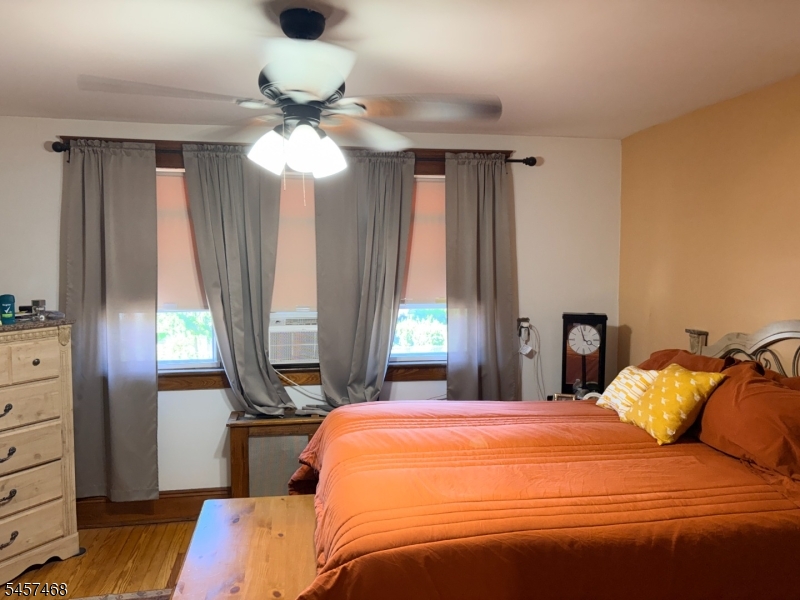 56 Norwood St Property Photo 8