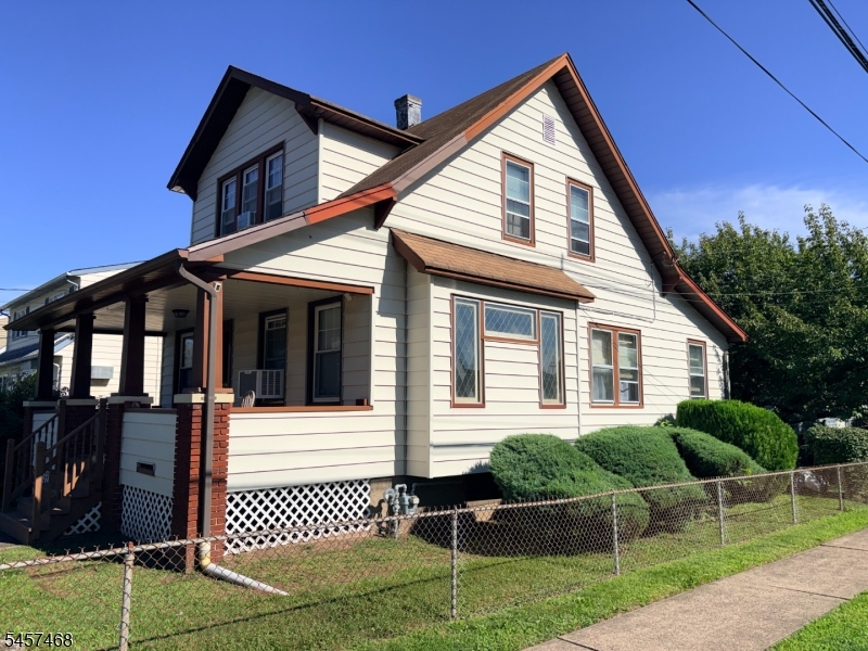 56 Norwood St Property Photo 12