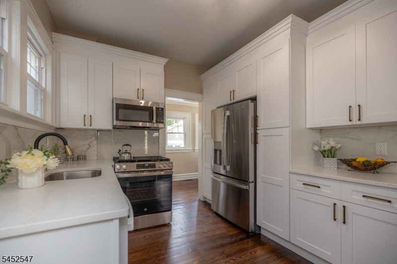 159 Vermont Ave Property Photo 12