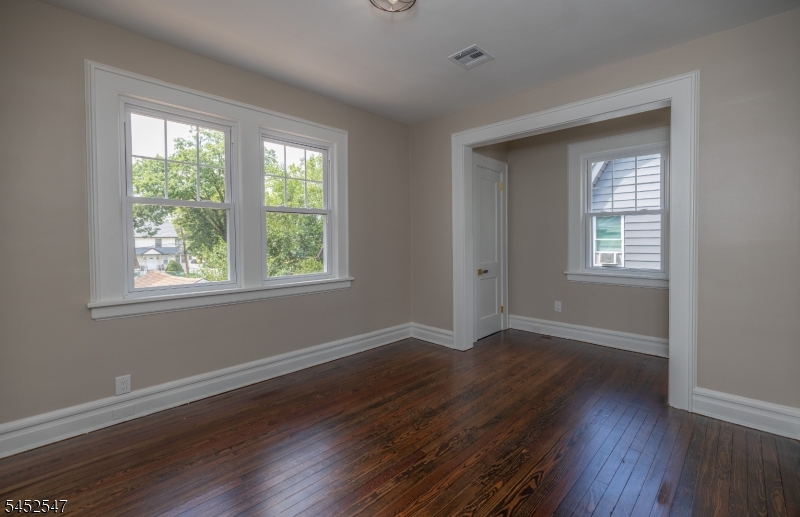 159 Vermont Ave Property Photo 18