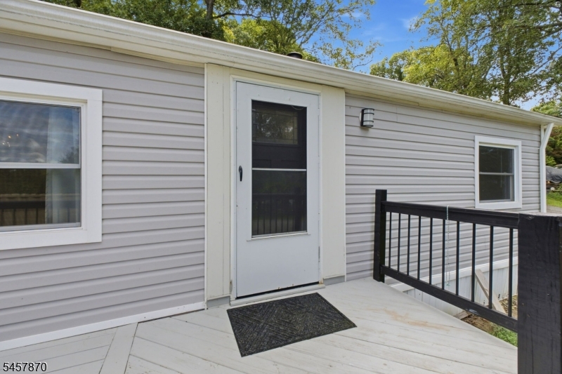 65 Sherwood Park Property Photo 5