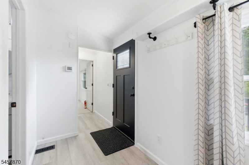 65 Sherwood Park Property Photo 7