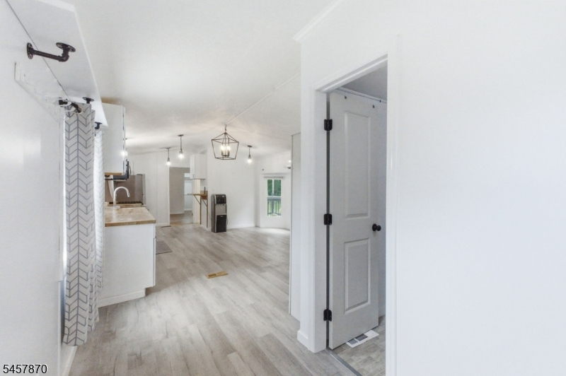 65 Sherwood Park Property Photo 8