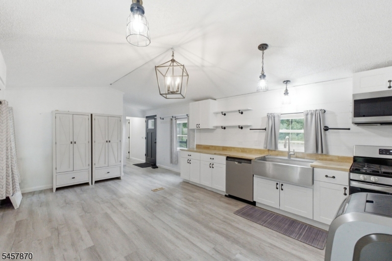 65 Sherwood Park Property Photo 19