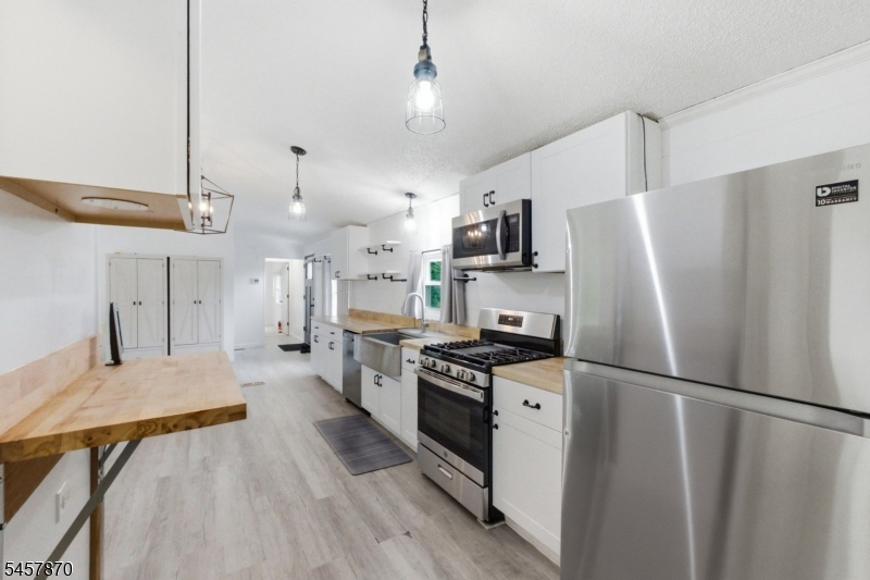 65 Sherwood Park Property Photo 22