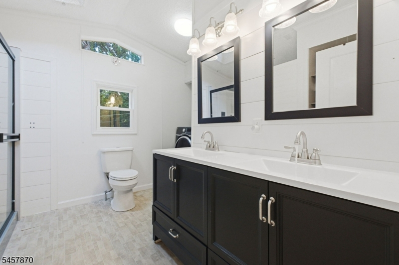 65 Sherwood Park Property Photo 27