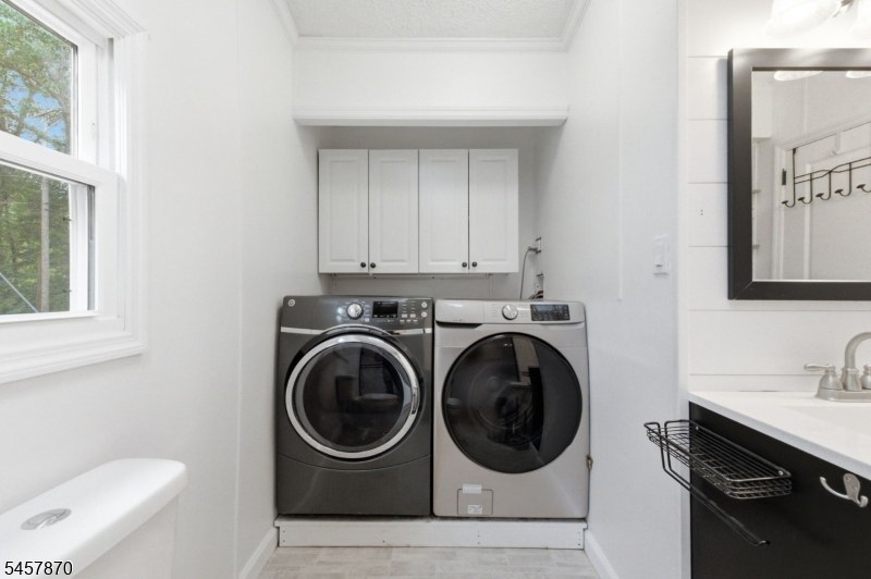 65 Sherwood Park Property Photo 29