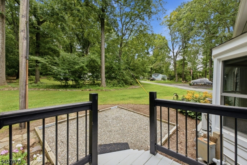 65 Sherwood Park Property Photo 30