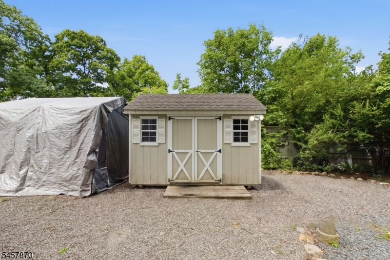 65 Sherwood Park Property Photo 35