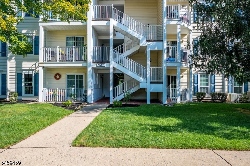 21 Amethyst Way Property Photo 2