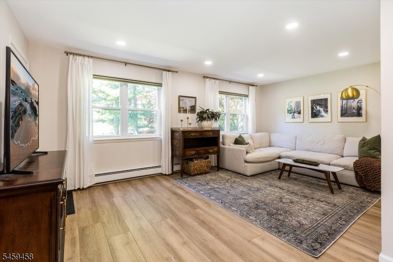 7 Van Vleck Street Unit 1 1 Property Photo 8